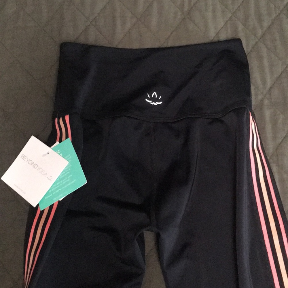 NWT Beyond Yoga Lux Legging XS